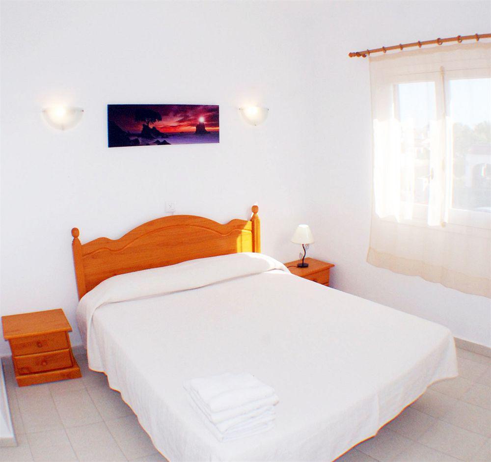Apartamentos Ses Anneres Cala'N Blanes  Екстер'єр фото